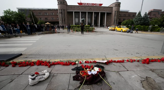 10 Ekim Ankara Gar Katliamı'nın üzerinden 8 yıl geçti: Hayatını kaybedenler anıldı