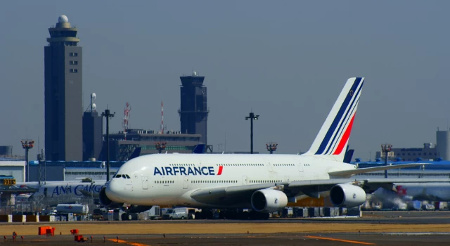Saldırı tehdidi şüphesiyle Fransa’da 6 havalimanına tahliye