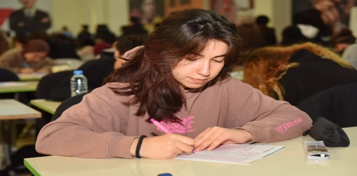Bursa Yıldırım’dan üniversite adaylarına TYT desteği