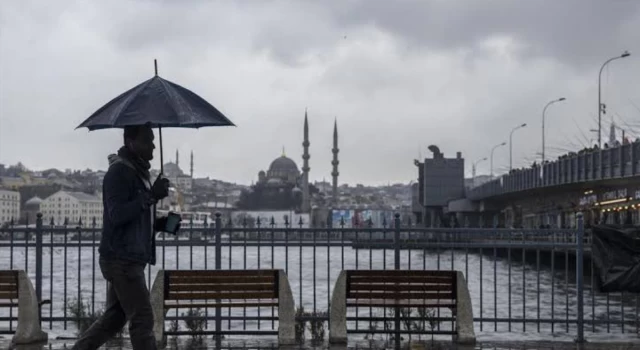 İstanbul başta olmak üzere o illere kuvvetli yağış ve fırtına nedeniyle "sarı" kodlu uyarı