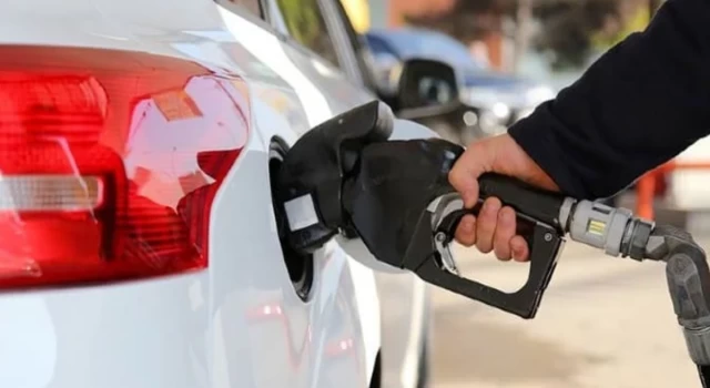 Rusya benzin ihracatı yasağının kaldırıldığını duyurdu