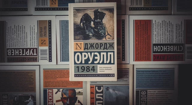 2023 yılında Rusya’da en çok George Orwell’ın 1984 kitabı çalındı