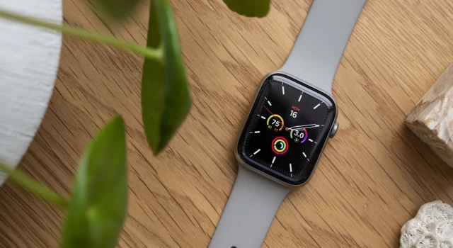 ABD, Apple’ın yeni akıllı saatlerinin satışını yasakladı