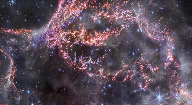 Webb Uzay Teleskobu, Samanyolu Galaksisi'ndeki yıldız patlamasının detaylarını yakaladı