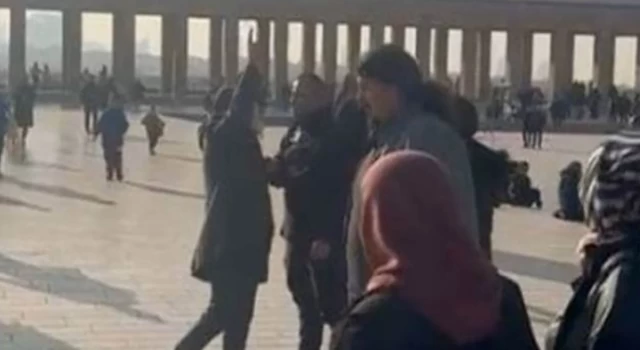 Anıtkabir'de 'şeriat' sloganına tutuklama