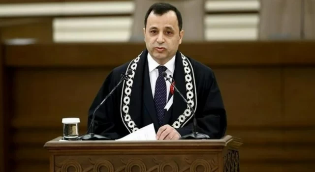 AYM Başkanı Arslan'dan Yargıtay tepkisi: Kararlara uyulmamasının gerekçesi olamaz