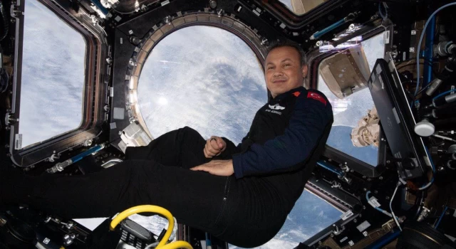 Alper Gezeravcı ve Ax-3 ekibi ISS'ten ayrıldı