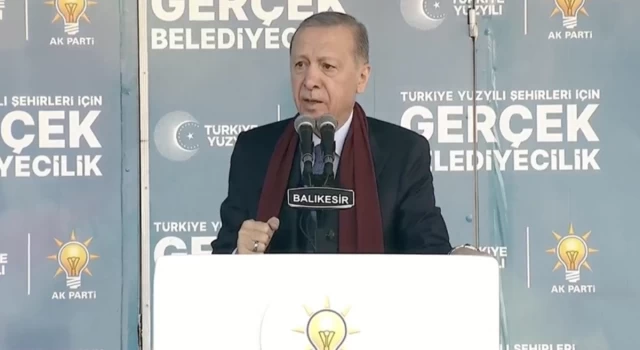 Erdoğan, muhalefeti hedef aldı: Kaybedeceğini anlayınca sağa sola saldırıyor
