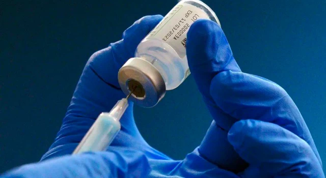 Almanya'da bir kişi, 217 kez Covid aşısı oldu