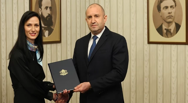 Bulgaristan Cumhurbaşkanı Radev, başbakan adayı Mariya Gabriel'i hükümeti kurmakla görevlendirdi