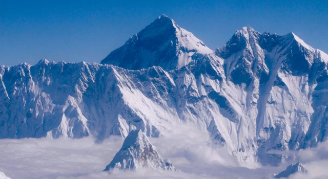 Everest dağcılarına GPS zorunluluğu getirildi