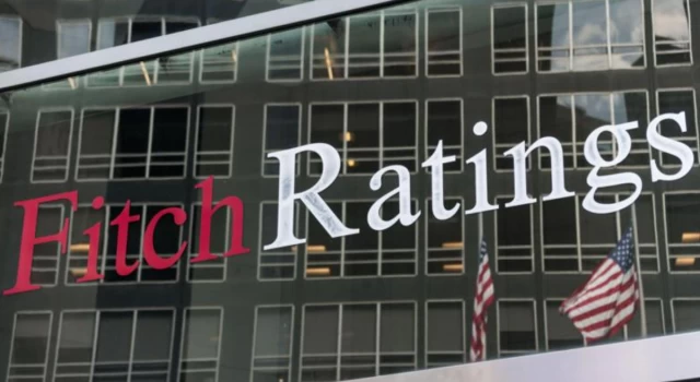 Fitch Ratings Türkiye'nin kredi notunu yükseltti