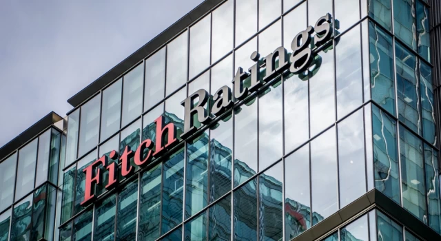 Fitch, Türkiye'nin kredi notunu B+'ya yükseltti