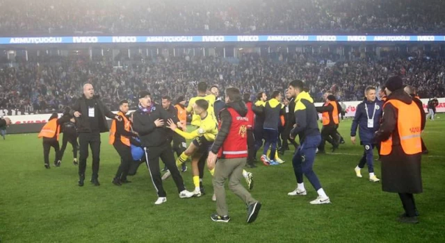 Trabzonspor-Fenerbahçe derbisi sonrası yaşanan olayda 12 gözaltı