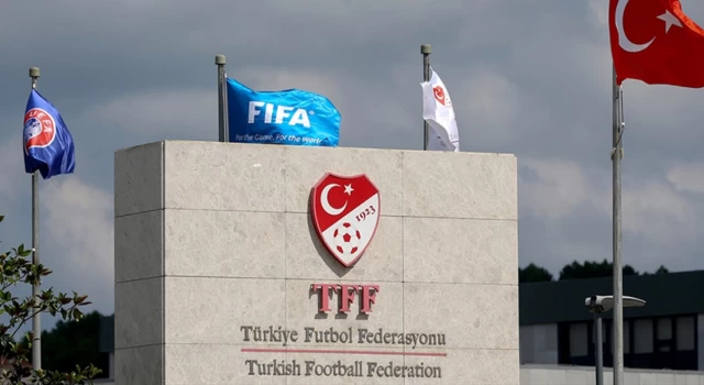 Tahkim Kurulu'ndan Fenerbahçe'nin 4 milyon liralık Süper Kupa cezasına indirim