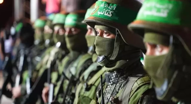 Hamas'tan Tel Aviv'e füze saldırısı
