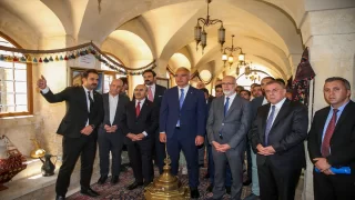 Kültür ve Turizm Bakanı Ersoy, Midyat’taki yer altı şehrinde