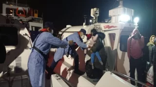 İzmir ve Aydın açıklarında 199 düzensiz göçmen kurtarıldı