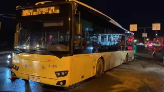 İETT otobüsü minibüsle çarpıştı: 14 yaralı