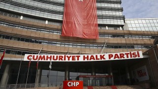 CHP'de istifa rüzgârı