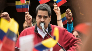 Maduro: Aşı karşılığında petrol vermeye hazırız
