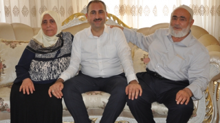 Bakan Abdülhamit Gül'ün annesi vefat etti