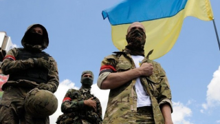 Provokasyon kaygısı! Ukraynalı aşırı sağcı radikaller Donbass'ta!