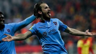 Trabzonspor, 'Galatasaray maçında oyuna girmek istemeyen' Abdulkadir Parmak'a cezayı kesti