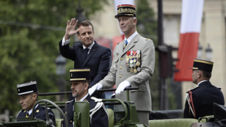 Fransa’da zarlar atıldı: İç savaş tehdidi ve askerlerin başkaldırısı
