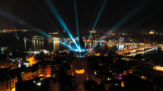 İstanbul'un fetih yıl dönümü görsel şölenle kutlandı