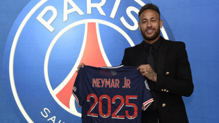 Neymar, PSG ile sözleşmesini uzattı