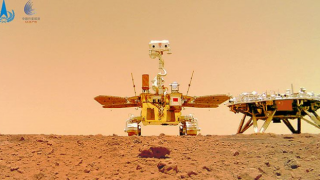 Çin’in Mars keşif aracı Zhurong, Kızıl Gezegen’den fotoğraf gönderdi