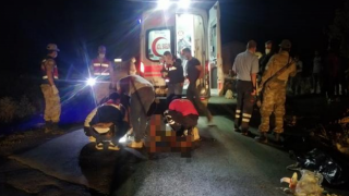 Göçmenleri taşıyan minibüs devrildi: 11 ölü, 26 yaralı
