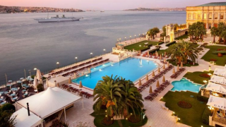 İstanbul'da havuz fiyatları el yakıyor; günlük 1500 liraya kadar çıkıyor!