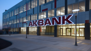Kesintilerin sürdüğü Akbank'tan açıklama: "Sistemlerimizi devreye almayı planlıyoruz"