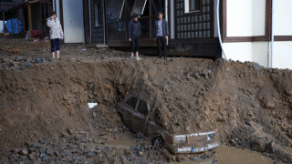 Rize'deki felaket gün ağarınca ortaya çıktı...Yağış sürecek