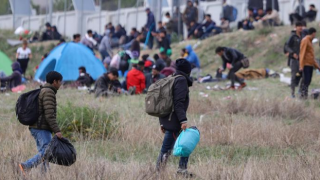 Yunanistan: Türkiye göçmenleri geri almıyor!