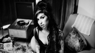 Hiçbir Yerde Olmayan Amy Winehouse Görüntüleri NFT Olarak Yayınlanacak