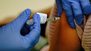 İsrail'den 3. doz aşı onayı