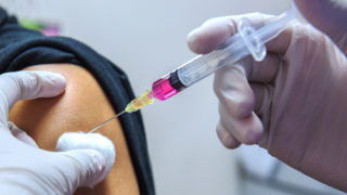 Sağlık Bakanlığı’ndan yeni aşı kararları