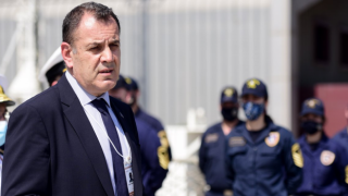 Yunanistan eski Savunma Bakanı Akis Çohacopulos hayatını kaybetti