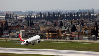 Adana Havalimanı'nda klima motoru patladı!