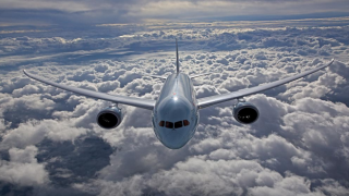Antalya’dan kalkan yolcu uçağı Rusya’da acil iniş yaptı