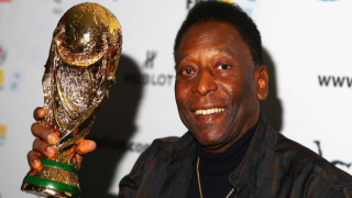 Futbol efsanesi Pele, sağlık durumunun kötü olduğu iddialarına yanıt verdi!
