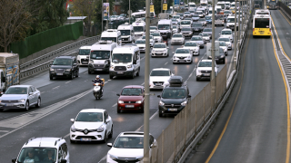 İstanbul'da sabah saatlerinde trafik yoğunluğu yüzde 53'ü gördü