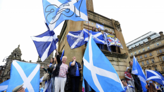 Kraliyet Tahtı Sallanıyor! İskoçya'dan bağımsızlık adımı