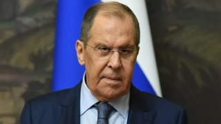 Lavrov: Taliban’la konuşmak kaçınılmaz