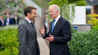 Macron ve Biden, "denizaltı krizini" görüştü
