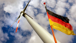 Almanya'da elektrikten alınan vergi düşürülecek