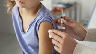 BioNTech aşısı çocuklara uygulanacak